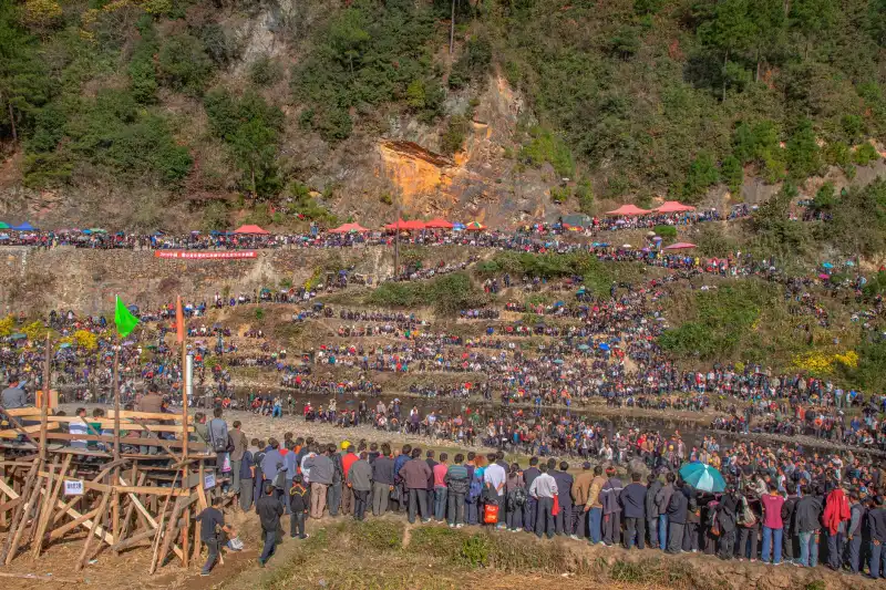 三亚旅游企业小程序开发方案：从线上获客到运营管理的全流程设计