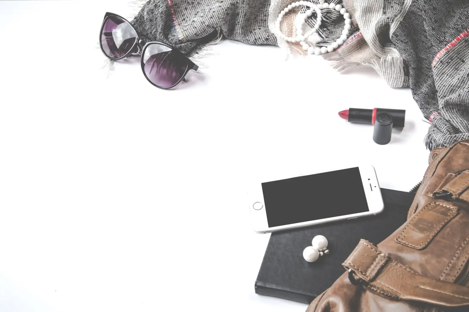 三亚旅游企业小程序开发方案：如何通过定制工具提升线上获客效率