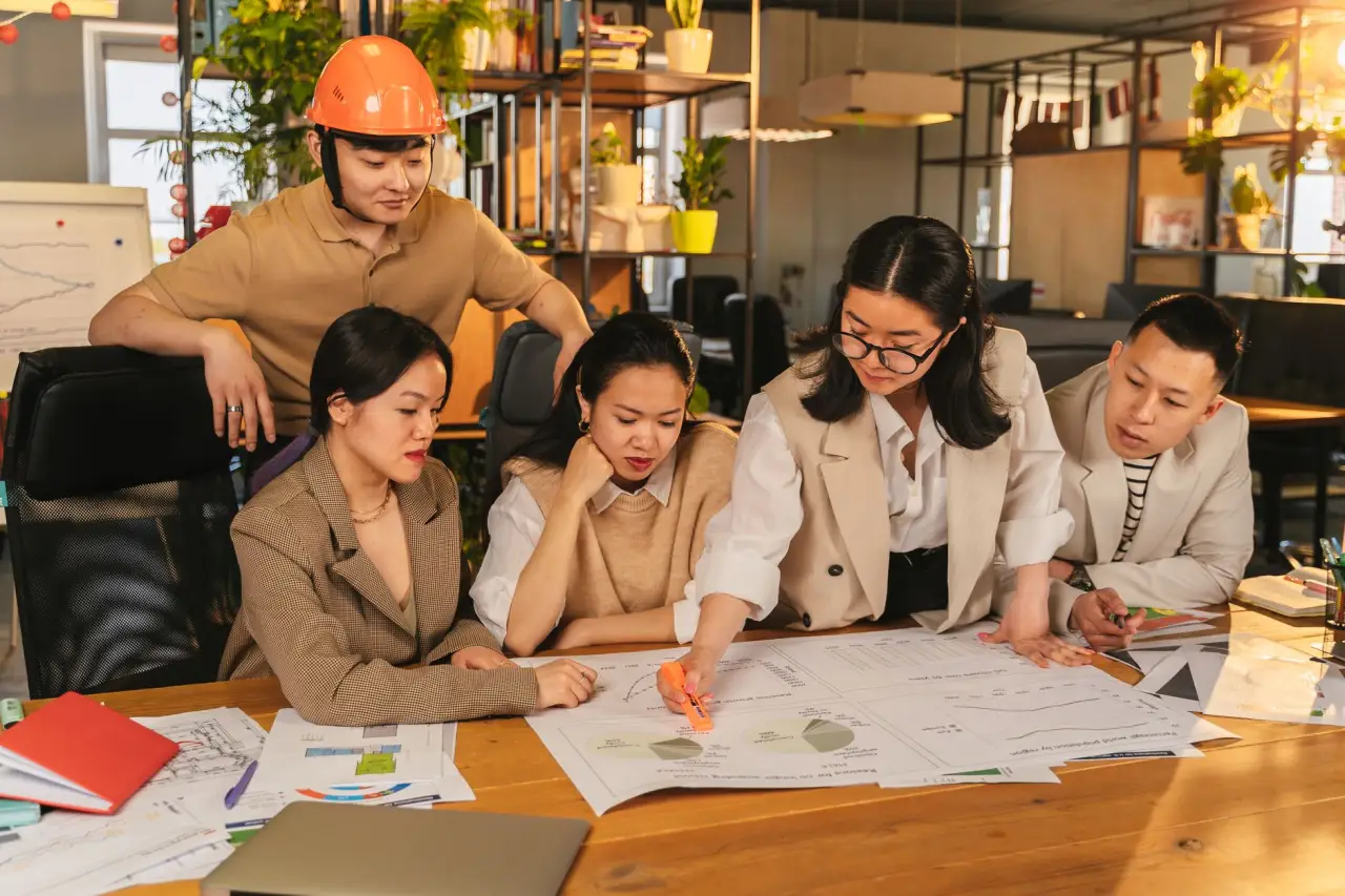 三亚旅游行业小程序开发：如何通过定制化工具提升线上获客效率