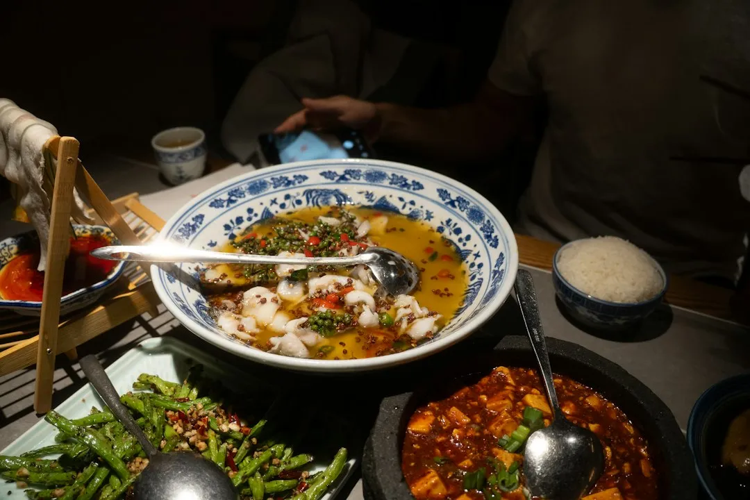 三亚旅游行业小程序开发方案：功能模块与成本分析